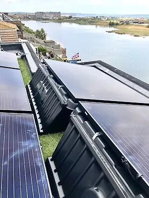 Flat Roof 3kw 4kw 5kw Hybrid Inverter Solar Panel  Battery Complete Kit System • £8613