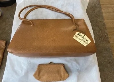 Vintage Waldybag Tab Handbag • £35