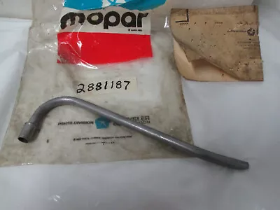 Mopar NOS 1969-73 8 1/4 Diameter W/318 Non Sure Grip Rear Axle Vent Tube 2881187 • $45