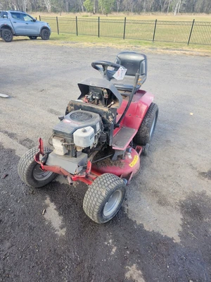 $205.50 • Buy Toro Wheelhorse 265 Hydro Ride On Lawn Mower