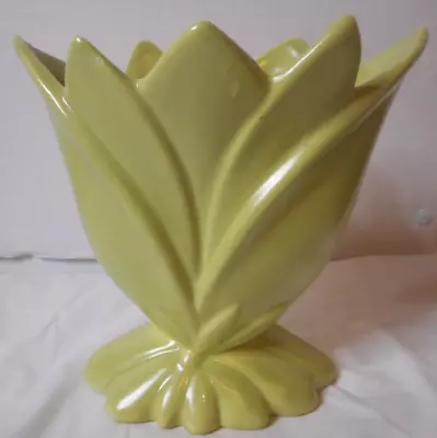 1948 Haeger Pottery 5 1/4  Pea Soup Green Pointed Tulip Leaves Vase Unmarked • $23.88