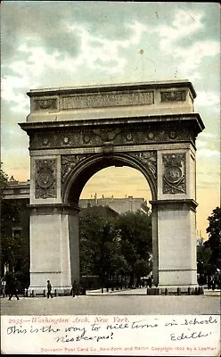 New York City New York Washington Arch Mailed 1906 UDB Vintage Postcard • $3.59