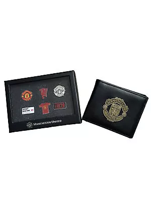 Man United Pin Badge Set. Man United Leather Wallet.  GIFT SET. • £44.99