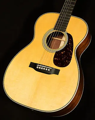 Martin Guitars  Custom Shop 00-28 • $5374.88