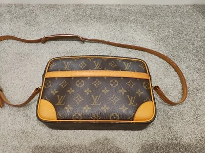 $799 • Buy Louis Vuitton Trocadero 27 Crossbody Monogram Bag