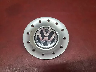 ONE USED 1999-2009 Volkswagen Jetta Alloy Wheel Center Cap 1J0 601 149 G 6073 • $11.99