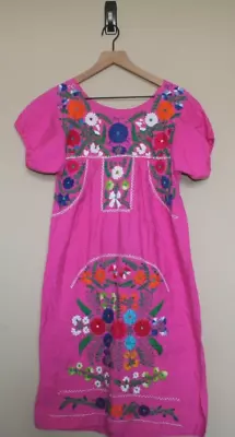 Vintage Oaxacan Mexican Dress Size Small Pink Embroidred Floral Maxi Womens Vtg • $89.99