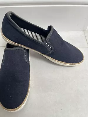 Men’s Next Canvas Deck Shoes/Plimsolls Size 8 • £4