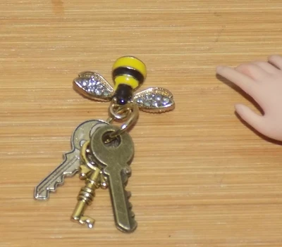 $5 • Buy Barbie Doll Bumblebee Car Keys Keychain Fashionista Model Lol Dollhouse Betsy