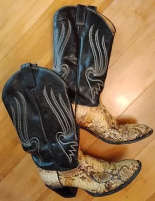 Vintage Tony Lama Snakeskin & Leather Wing Embossed Men's Cowboy Boots Size 9 • $39.99