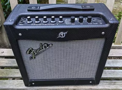 Fender Mustang 1 - 70 Watt Modelling Guitar Amplifier Combo - Multi Effects • £40