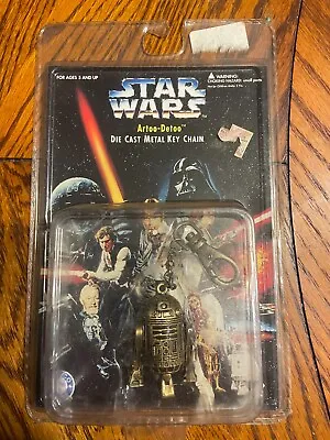 NIP Star Wars R2-D2 Artoo Detoo Die Cast Metal Key Chain Placo 1996 • $4.99