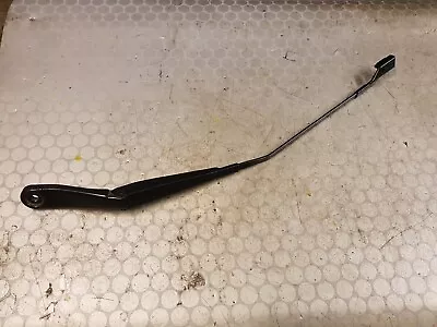 2010 Volvo V70 Mk3 Front Wiper Arm Passenger Side • $22.35