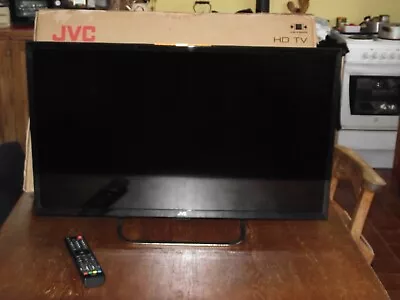 JVC LT-32C490 32   Black HD LED TV In Excellent/As New Condition • £80