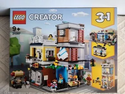 LEGO Creator 3-in1 - 31097 - Townhouse Pet Shop & Café - Brand New - Retired Set • $179