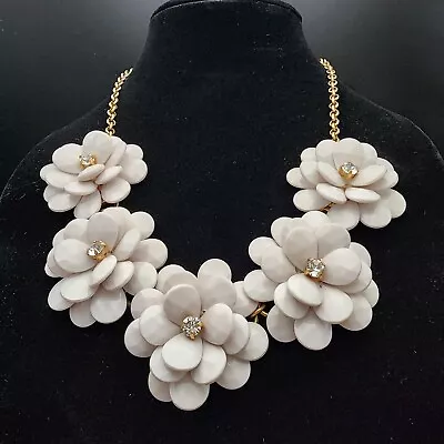 J. Crew White Flower Burst 3D Rhinestone Center Gold Tone Statement Necklace • $9.99