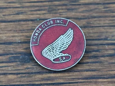 Vintage 1960's HONDA MOTORCYCLE CLUB INC. South Australia Enamel Badge Pin  • $40