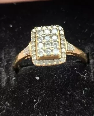 9ct Gold Diamond Ring • £200
