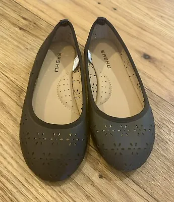 Girl’s Black Dress Shoe Ballet Flats Sz 3 NEVER WORN! • $6.50