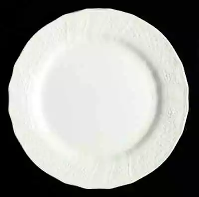Mikasa Renaissance White Dinner Plate 390836 • $39.99