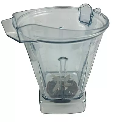 Vita-Mix Blender Container Pitcher 8 Cup 48 Oz With Blade 102981 D 5200 VM0103 • $41.39