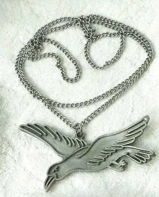 VINTAGE DUCK Pendant Necklace Signed CATHEDRAL PEWTER Flying Bird FIGURAL 29  • $14.95