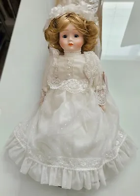 Porcelain Victoria Ashlea Originals - Musical Bride Doll - Vintage 1983 • $19.99