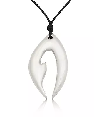 Maori Hook Knot Classic Silver Pewter Necklace Pendant Jewelry New Zealand Art • $3.99