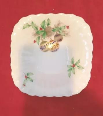 Vintage Christmas Candy Dish Mikasa Ivory Bone China Christmas Spirit B2098 • $9.99