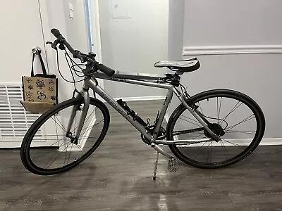 Trek Hybrid Bike Fx • $300