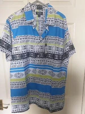 Mens Aztec Shirt L • £7