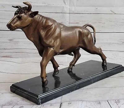 Handcrafted MOIGNIEZ HOMMAGE - BRONZE SCULPTURE -  THE BIG BULL  - BRONZE DEAL • $209.50