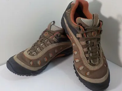 Merrell Women's Sz 8 Hiking Shoes • $65
