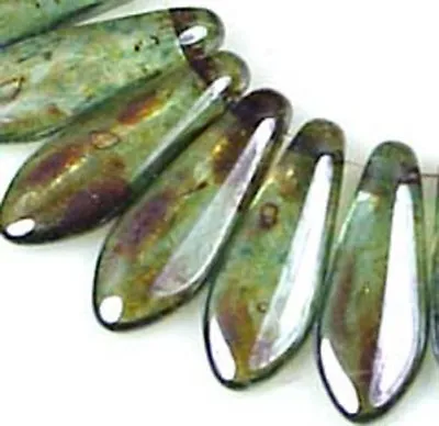 25 Czech Dagger Beads Luster - Transparent Green 5x16mm • $4.50