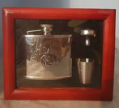 Stunning Jack Daniels Hip Flask Set In Wooden Box • £28