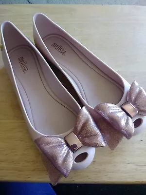 Melissa Ultragirl Sweet Bow Flat With Glitter Sz 6 Powder Light Pink Womens • £38.60