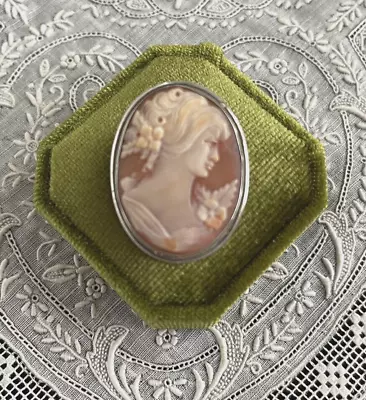 Beautifully Hand Carved Antique Art Deco Shell Cameo Brooch Pendant 800 Silver • $65