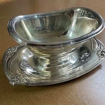 Gravy Boat Daffodil 1847 Rogers Bros. 9913 Silverplate • $49.79