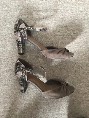 £6.75 • Buy M&S Footglove Womens Open Toe Strap Heeled Shoe, Size 7 (wider Fit)