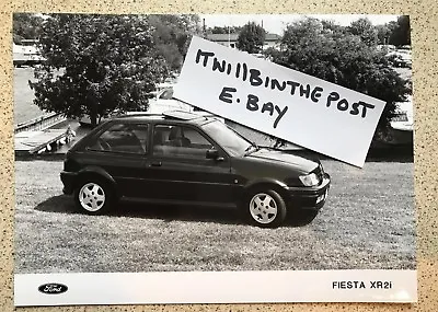 FORD FIESTA XR2i  PHOTOGRAPH PRESS OFFICE ORIGINAL RARE • £8