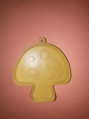 Hallmark Cookie Cutter - Mushroom - 1978 - Tan • $7.51