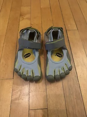 Pre-owned Vibram Five Fingers Womens Barefoot Shoes Size W38 US 7 Gray Yellow • $44.99