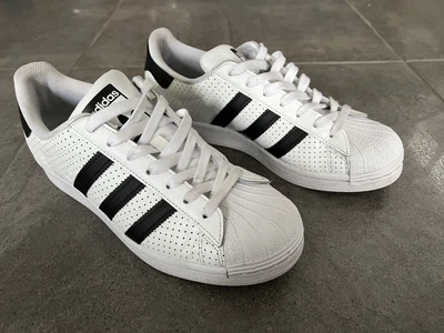 $65 • Buy ADIDAS Original Superstar Sneakers Unisex - US Size Men 7,  Women 9 - Like New!