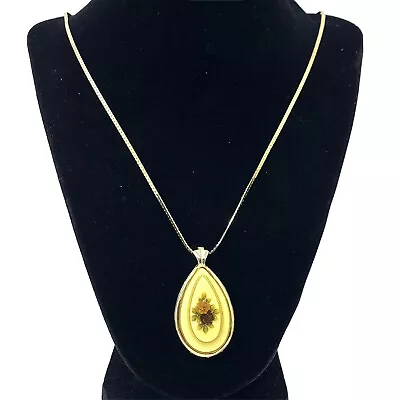 Vintage MONET Floral Enamel Gold Tone Pendant Necklace • $24.43