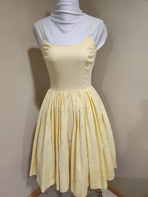 Sweet! VTG 50s EMBROIDERED Party Dress * Full Skirt * Sz XS(measurements Given) • $75