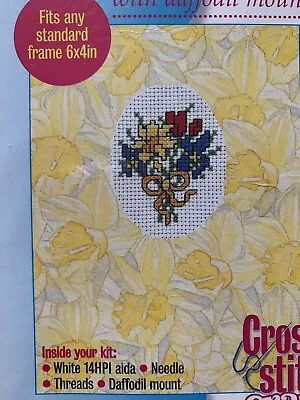Spring Bouquet With Daffodil Illustrated Mount Vintage Cross Stitch Kit • £2.99