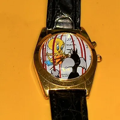 TM & © 1995 Tweety Bird In Cage Bubble Dome Musical Wrist Watch #0537 • $8.99