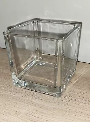 £5.55 • Buy GLASS CUBE DESIGNER VASE HOME, RESTAURANT OR WEDDING CENTREPIECE 10CM X 10CM