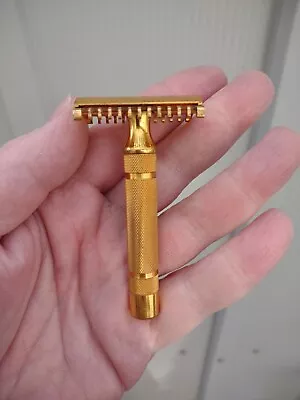 Vintage Gillette New Long Comb Safety Razor Original Gold Plate. Very Nice! • $25