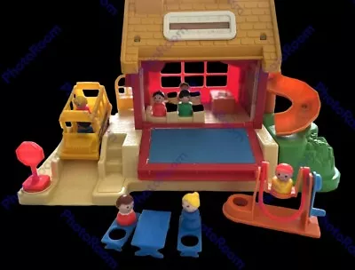 *Vintage 1988 Fisher Price Little People School And Playground Lot #2550 • $79.99